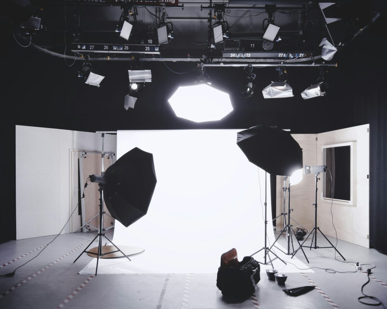 alexander-dummer-aS4Duj2j7r4-unsplash